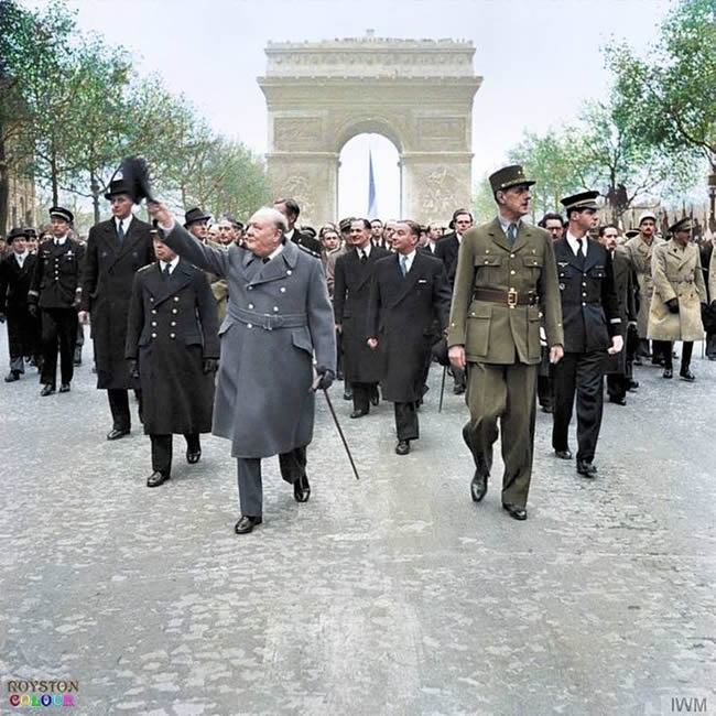 Défilé De Gaulle Churchille 11 novembre 1944