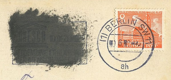 Flamme UNESCO caviardée