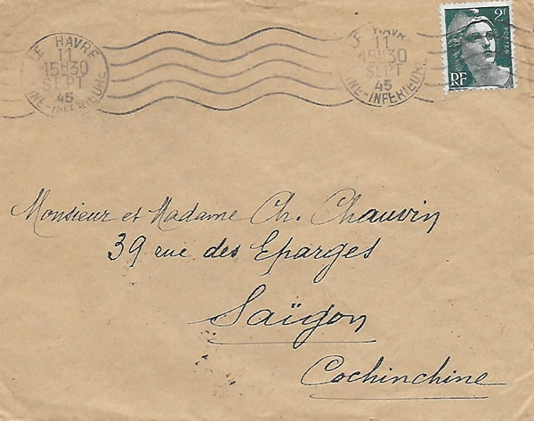 Premier courrier de métropole arrivé à Saigon par avion militaire