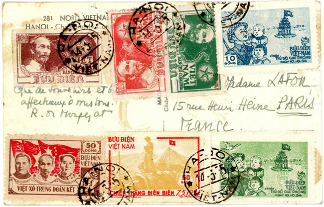 CP de Hanoi vers la France de mars 1955 affranchie avec les timbres surchargés de fin1954 et les premiers timbres de la RDVN
