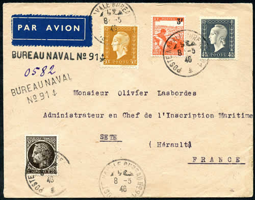 Deux griffes différentes sur une même lettre